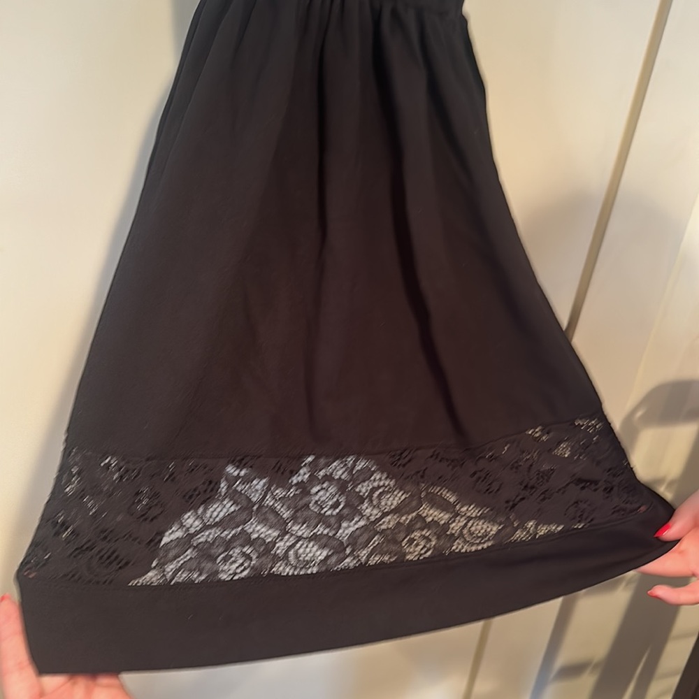 Sleeveless dress - Picture 2 of 2